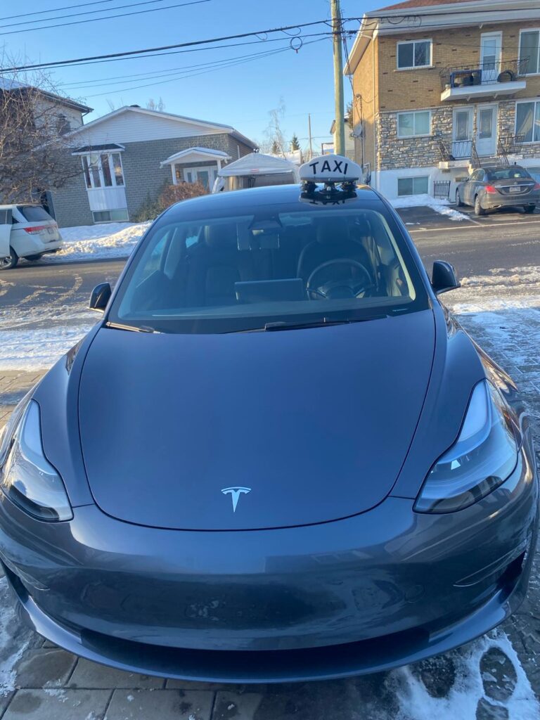 ali taxi tesla