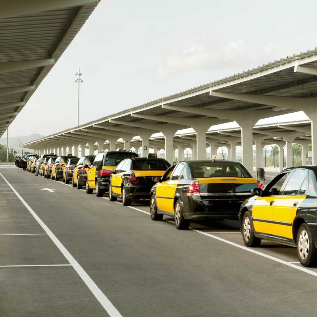 Private Transport 5 Hello south shore taxi 4